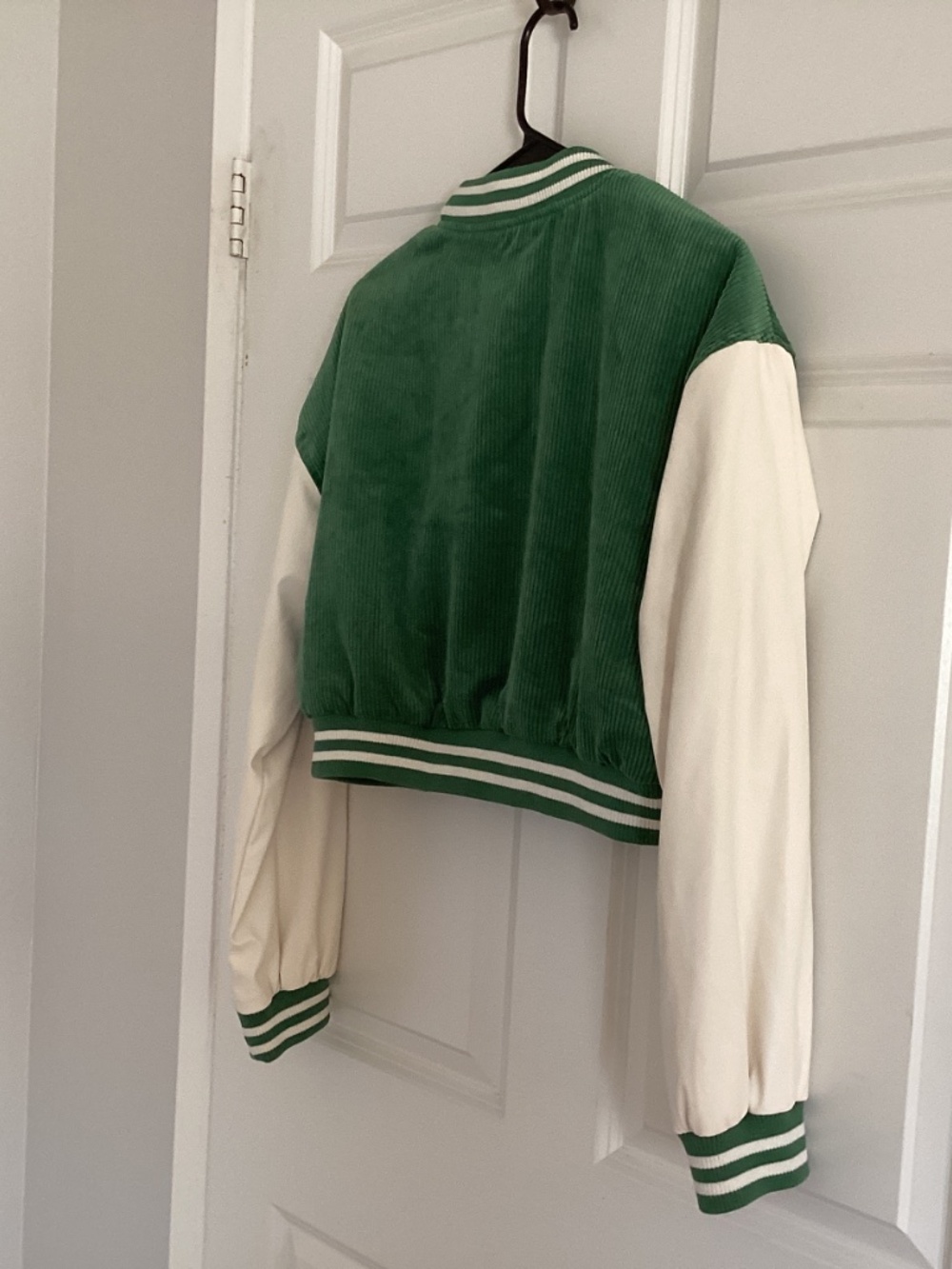 Love Tree Corduroy Crop Jacket NWOT size L - Picture 6 of 10